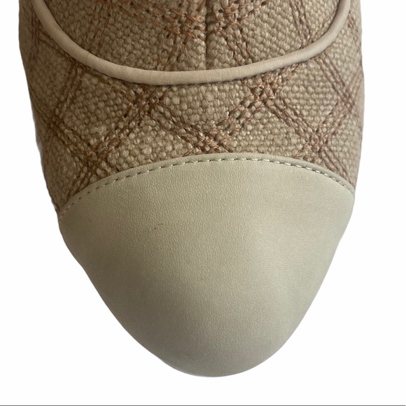 CHANEL Round Toe Lace-Up Platform Bootie Size 39 - Picture 12 of 16